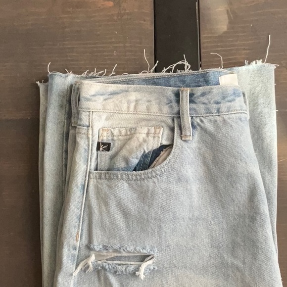 KanCan Ryland Ultra High Rise 90's Skater Jeans - Picture 7 of 9